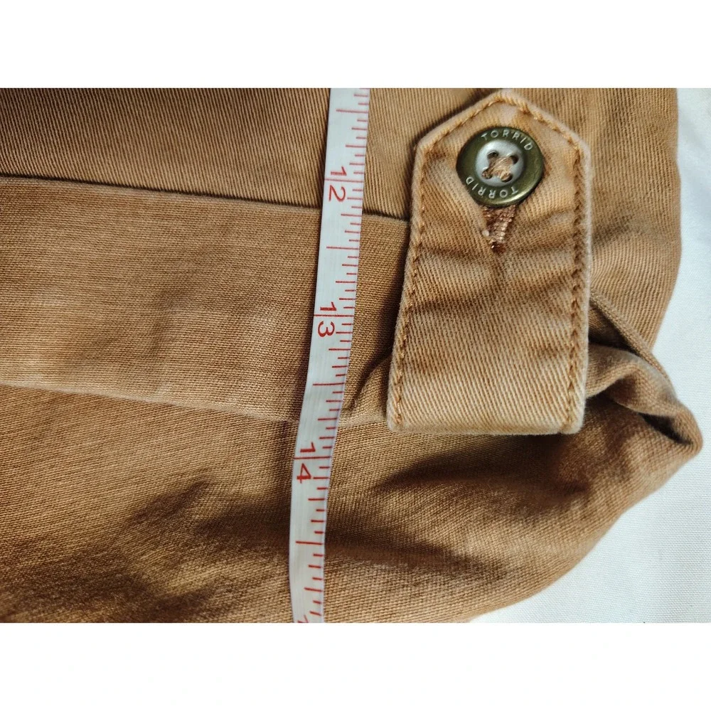 Torrid Womens Plus Size 20 Camel Tan Cargo Cuffed Shorts Stretch Cotton Utility